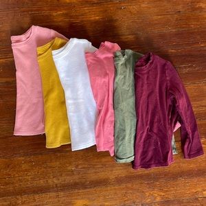 Lot of 6 Old Navy girls long sleeve tee. Size 5T